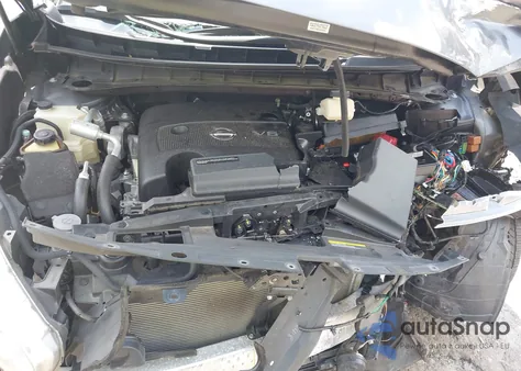 2015 Nissan Murano Platinum z USA, uszkodzony, nr VIN 5N1AZ2MG1FN258466